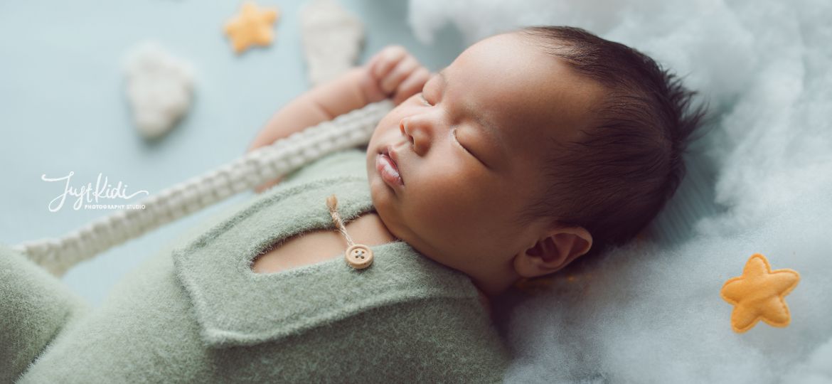 Adelaide Newborn Photographer || Adelaide Hills - Adelaide Newborn & Baby  Photographer | Megan Macdonald